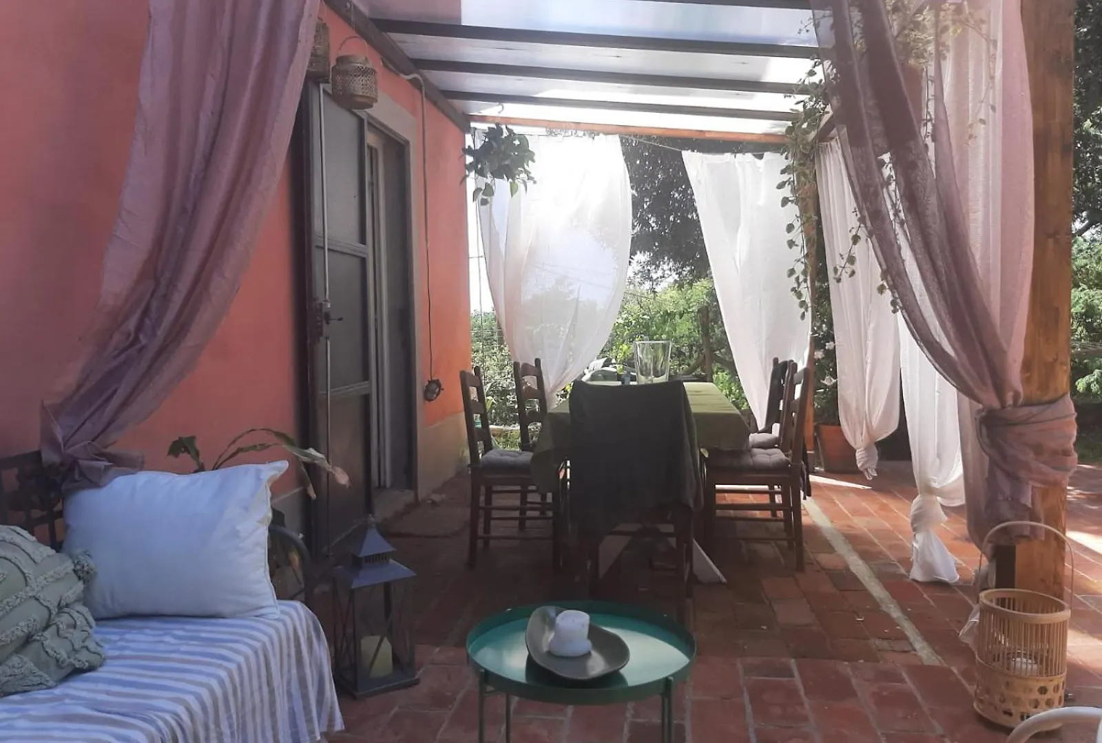 Villa Chiatri Lucca 0*,